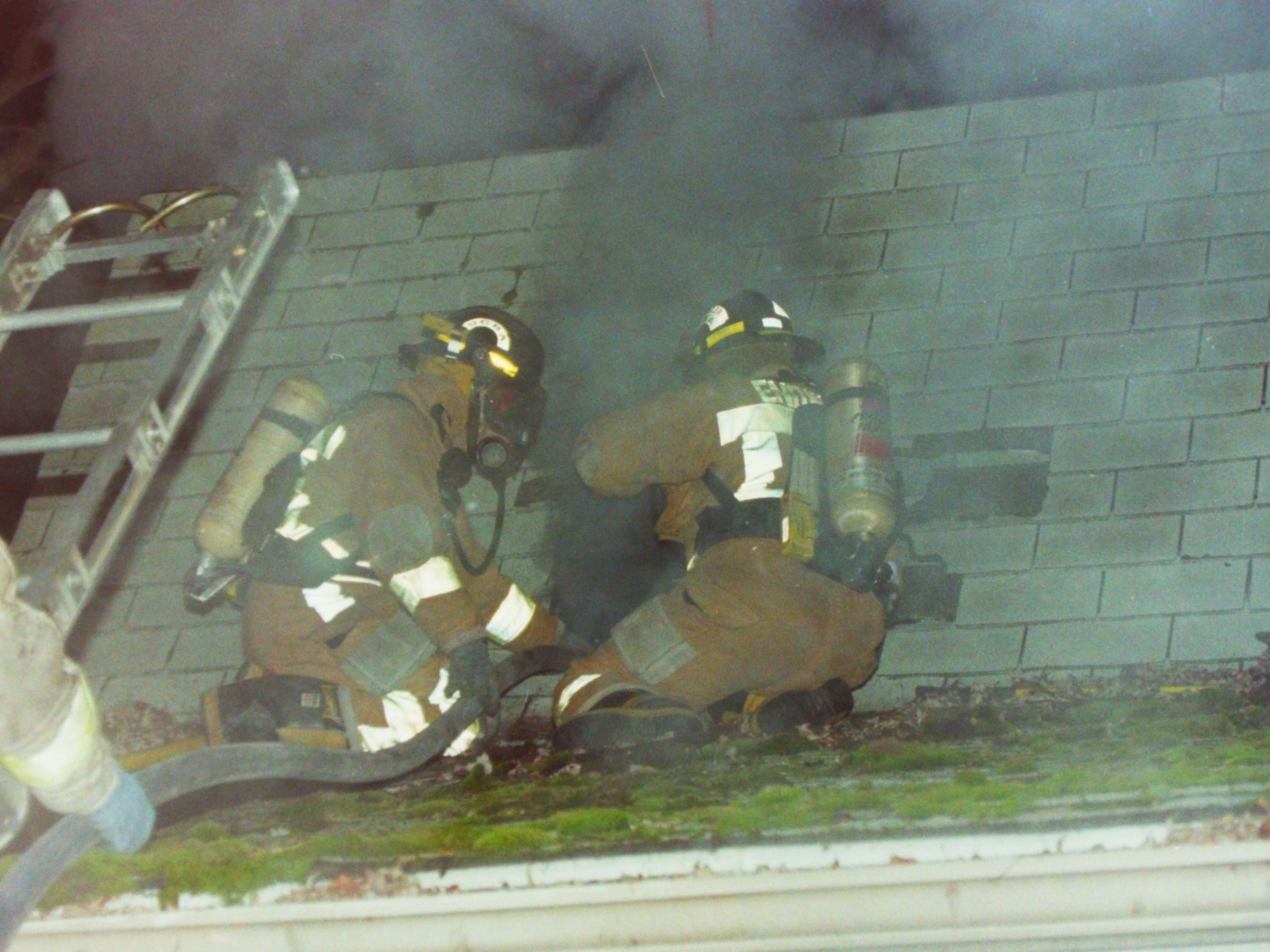 00-00-98  Response - Housefire 815 Hooper Rd